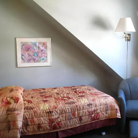 Brigantine Inn Lunenburg Room photo