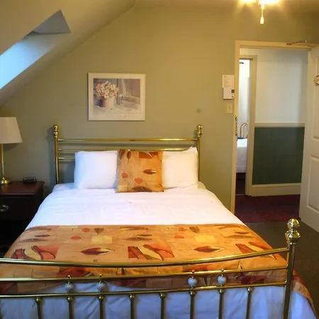 Brigantine Inn Lunenburg Room photo